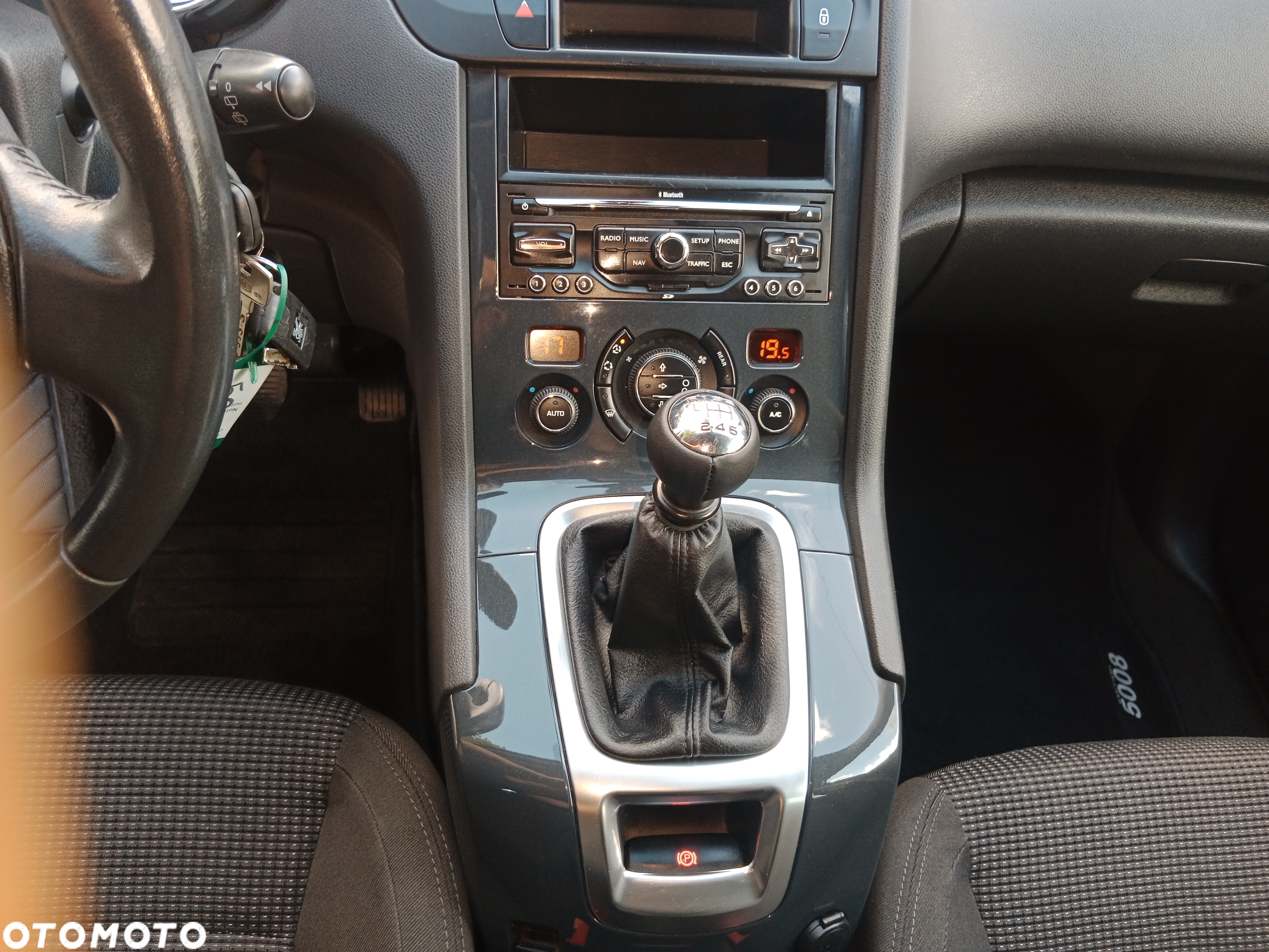 Peugeot 5008 2.0 HDi Active - 11