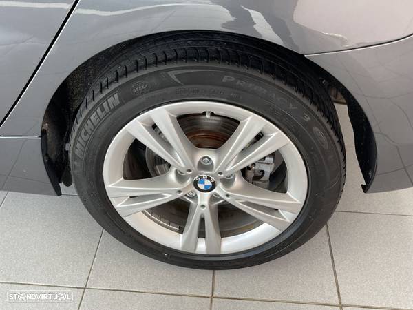 BMW 216 Active Tourer d Line Luxury - 25