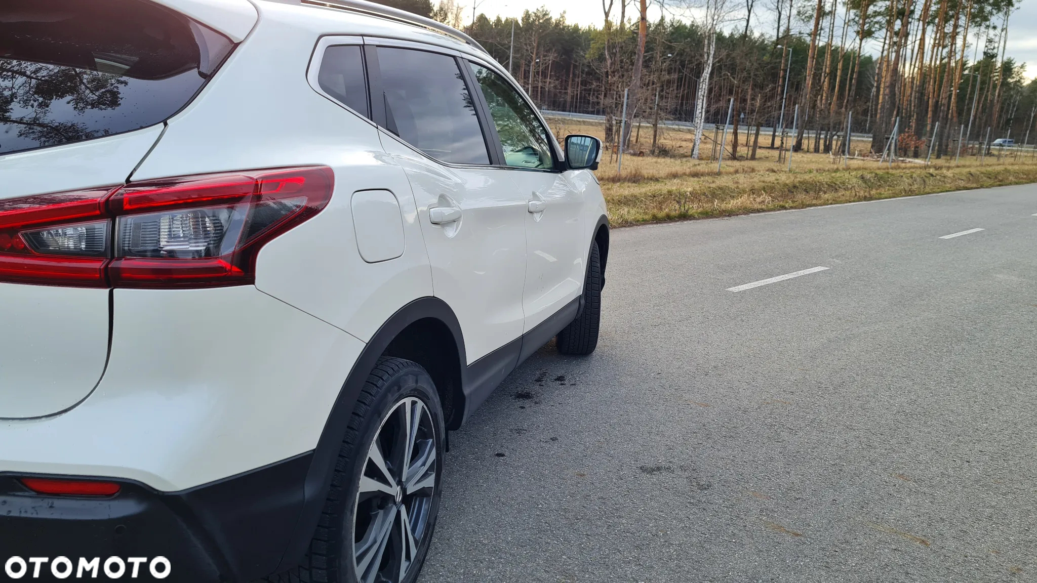 Nissan Qashqai 1.2 DIG-T N-Connecta EU6 - 4