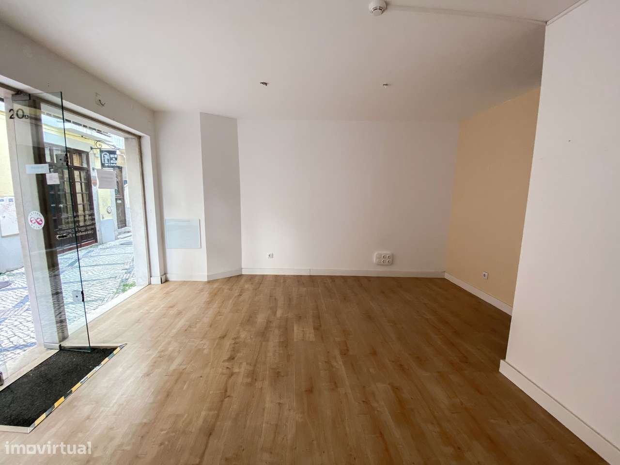 LOJA PARA ARRENDAR NO CENTRO DA BAIXA DE SETÚBAL - Grande imagem: 5/12