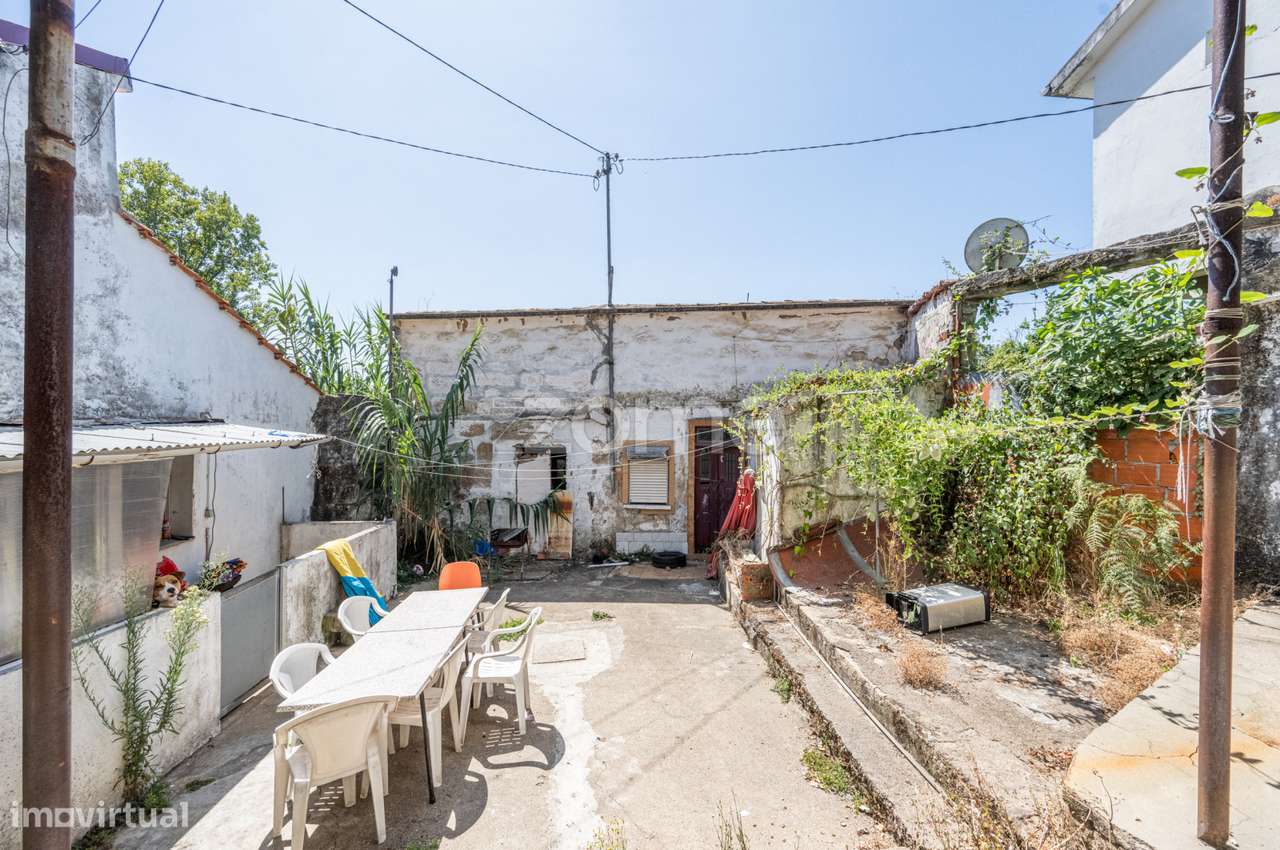 Oportunidade de Investimento | Moradia com Projeto em Campanhã - Grande imagem: 3/21