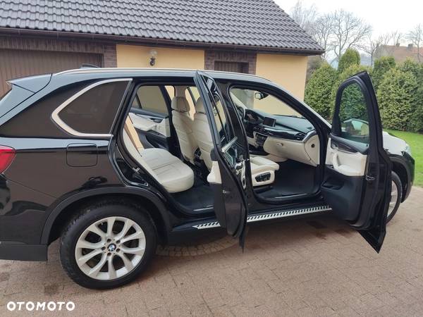 BMW X5 xDrive25d - 28