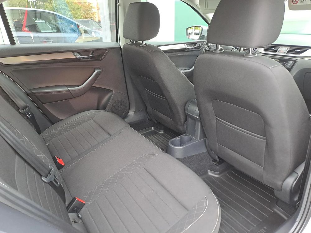 SKODA RAPID Climatronic Tempomat Grzane fotele Salon PL
