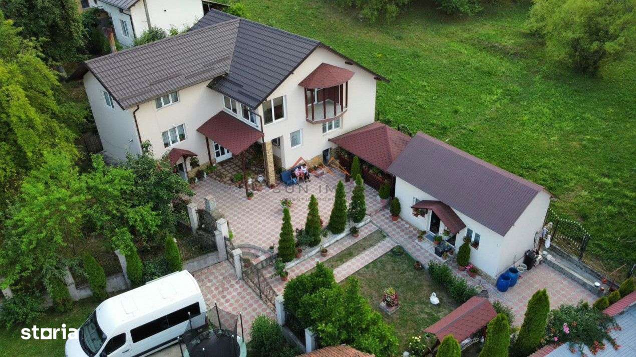 Casa 4 camere, anexe, recent renovata, foisor, teren 781mp, Izvoru, DB - Imagine principală: 1/17