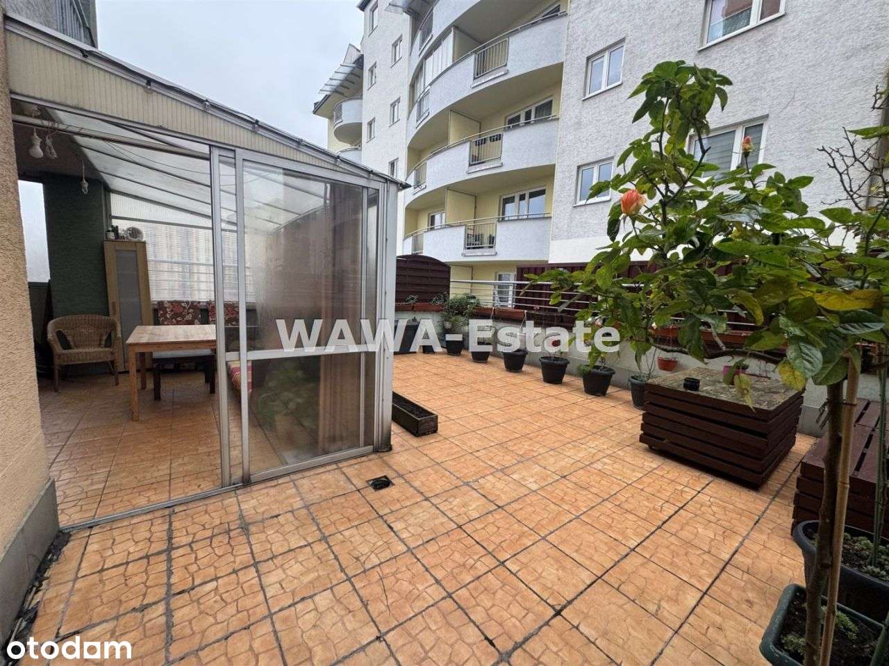 Trzy/cztery pokoje, taras70m2, garaż, blisko metro - Pełny obrazek: 4/20