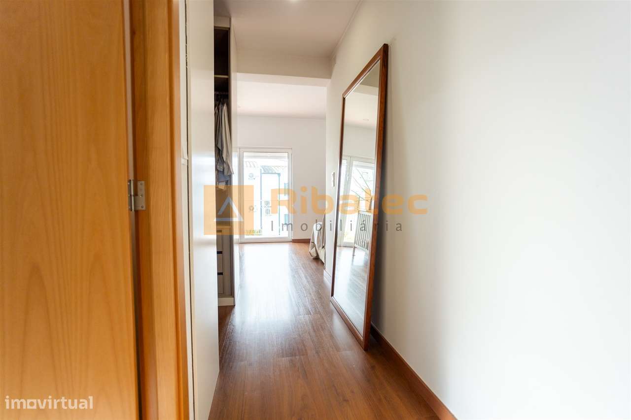 Moradia T5 em Alpiarça-24