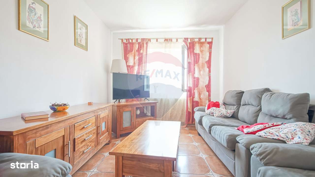 De vanzare 4 camere Racadau-zona Parcul Trandafirilor-15