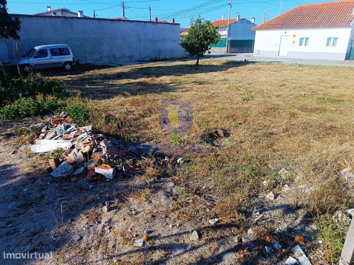 Terreno na Marinha Grande - Grande imagem: 5/23