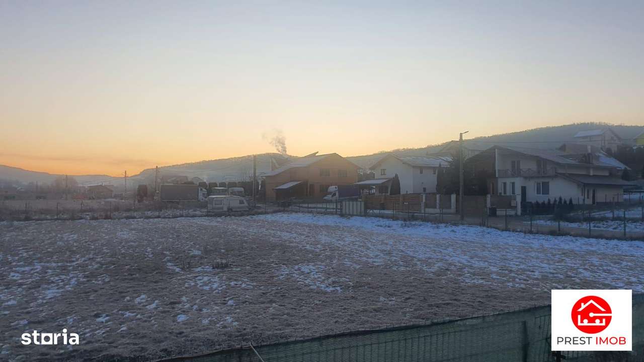 Teren Ivanesti-Livezeni 4300 mp - Imagine principală: 4/7