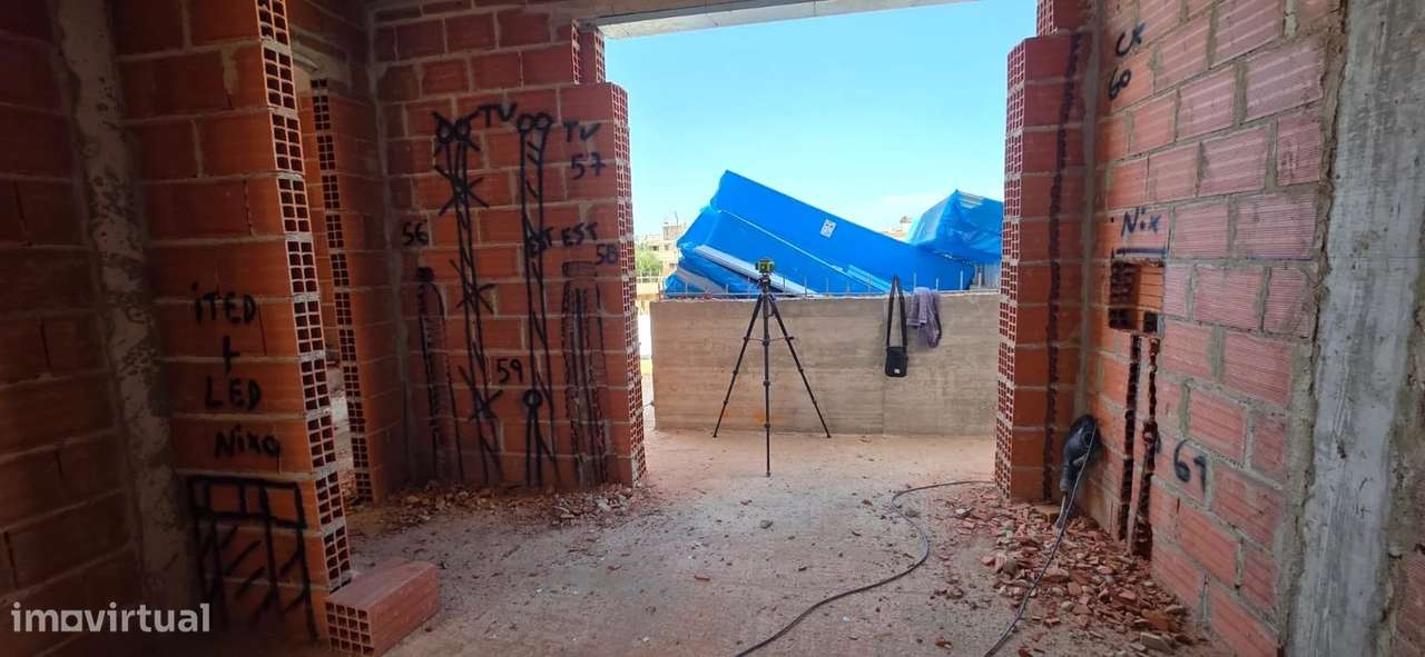 Moradia V3  Nova na Fuzeta –  Moderna e Jacuzzi de Oferta - Grande imagem: 4/13