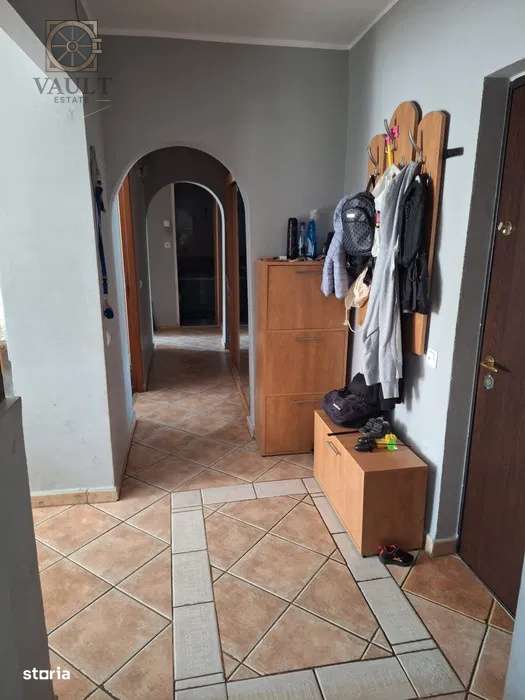 APARTAMENT 3 CAMERE - METROU CONSTANTIN BRANCUSI - DRUMUL TABEREI - Imagine principală: 3/8