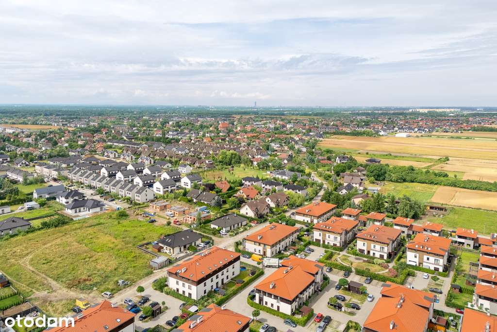 3pokoje/ balkon/ m. postojowe/ wykończone-17