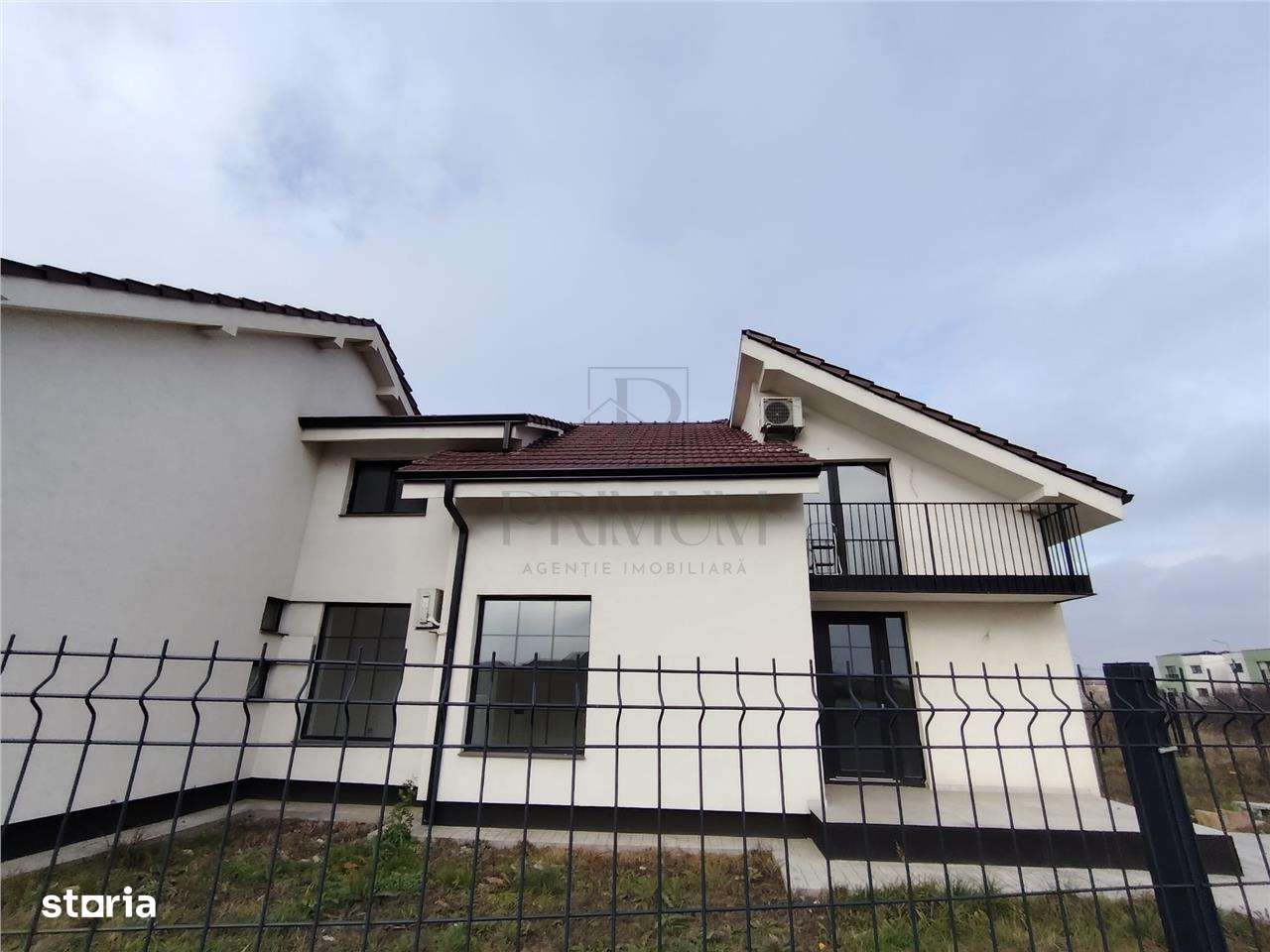 Duplex proiect deosebit - suprafete foarte generoase - zona foarte bun - Imagine principală: 4/20