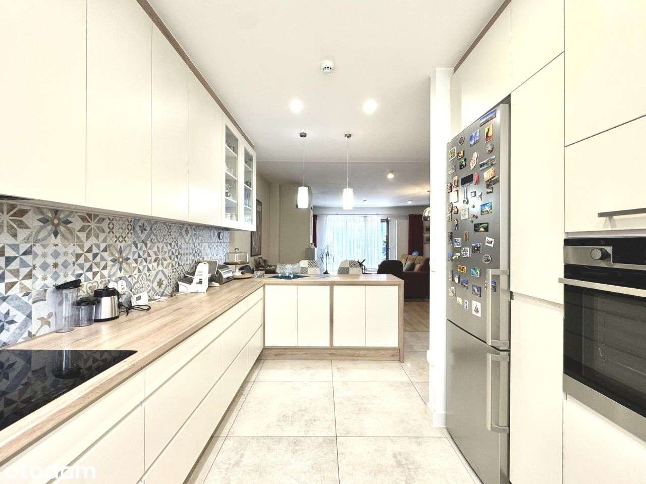 2 miejsca posotojowe ogrodzone-11