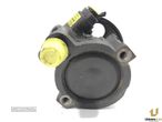 BOMBA DIREÇÃO RENAULT CLIO II 1998 -7700840105 - 7