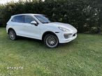 Porsche Cayenne - 4