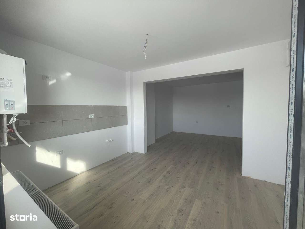 Apartament 2 camere tip studio, metrou Aparatorii Patriei - Imagine principală: 2/4