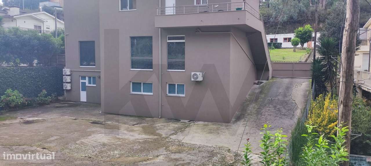 Prédio Misto com 4 frações-13