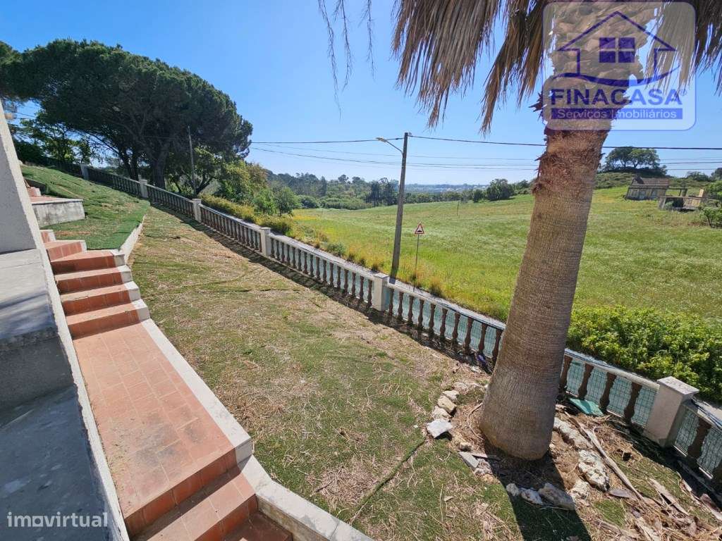 Moradia Isolada em fase de renovação/ remodelação com piscina e jar...-44