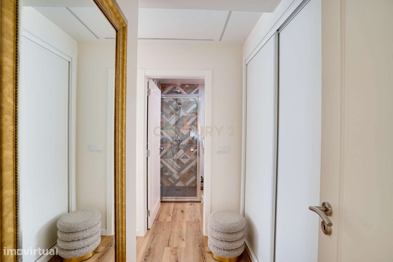 Apartamento T3 na Praça da Concórdia, Montijo-18