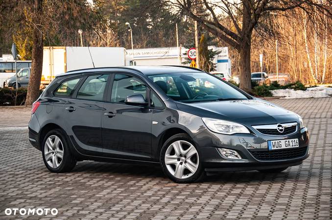 Opel Astra 1.4 Turbo Sports Tourer - 21