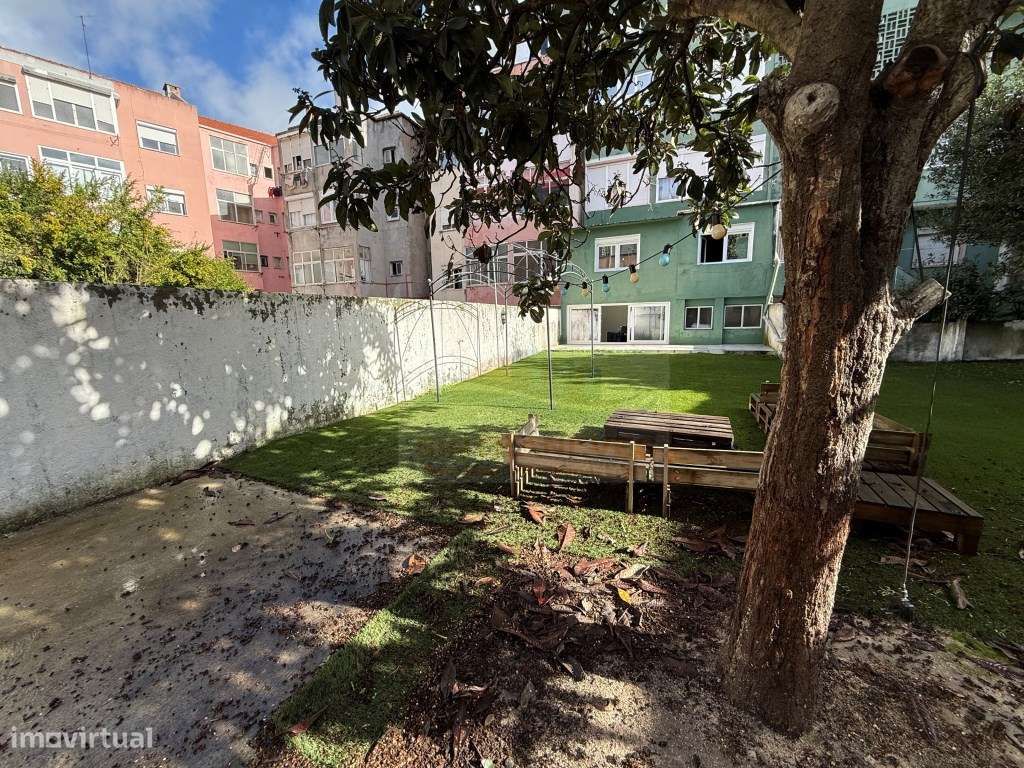 Apartamento T3 totalmente remodelado em RC alto e Logradouro com ce... - Grande imagem: 5/27