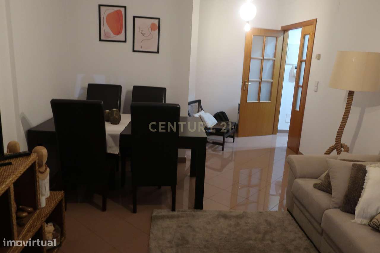 Apartamento T1 com Parqueamento - Cavaleira - Grande imagem: 4/14