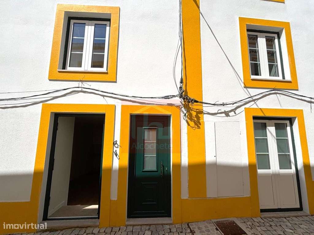 Apartamento duplex T2 no centro histórico Alcochete-28