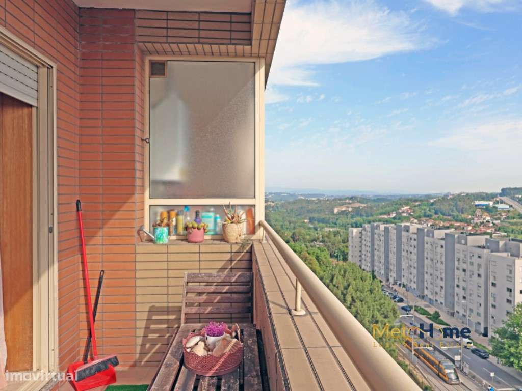 T2 com vista panoramica e Metro à porta-6