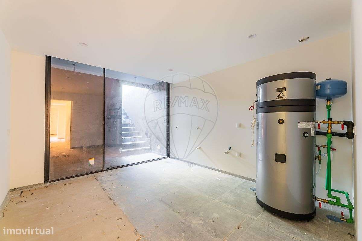 Moradia T4 para venda-28