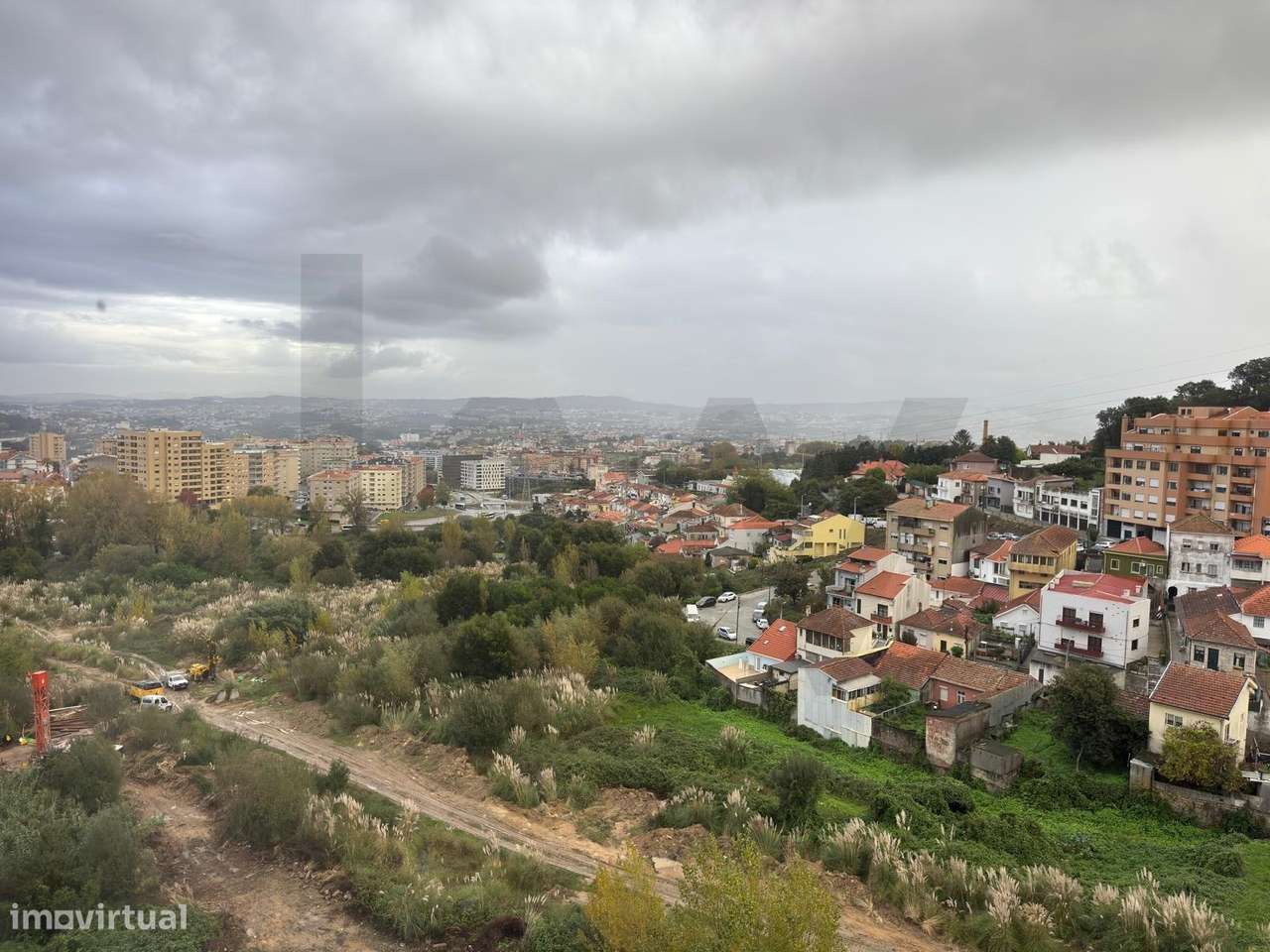 Apartamento T2+1 Avenida da Républica, junto ao metro Stº Ovidio-11