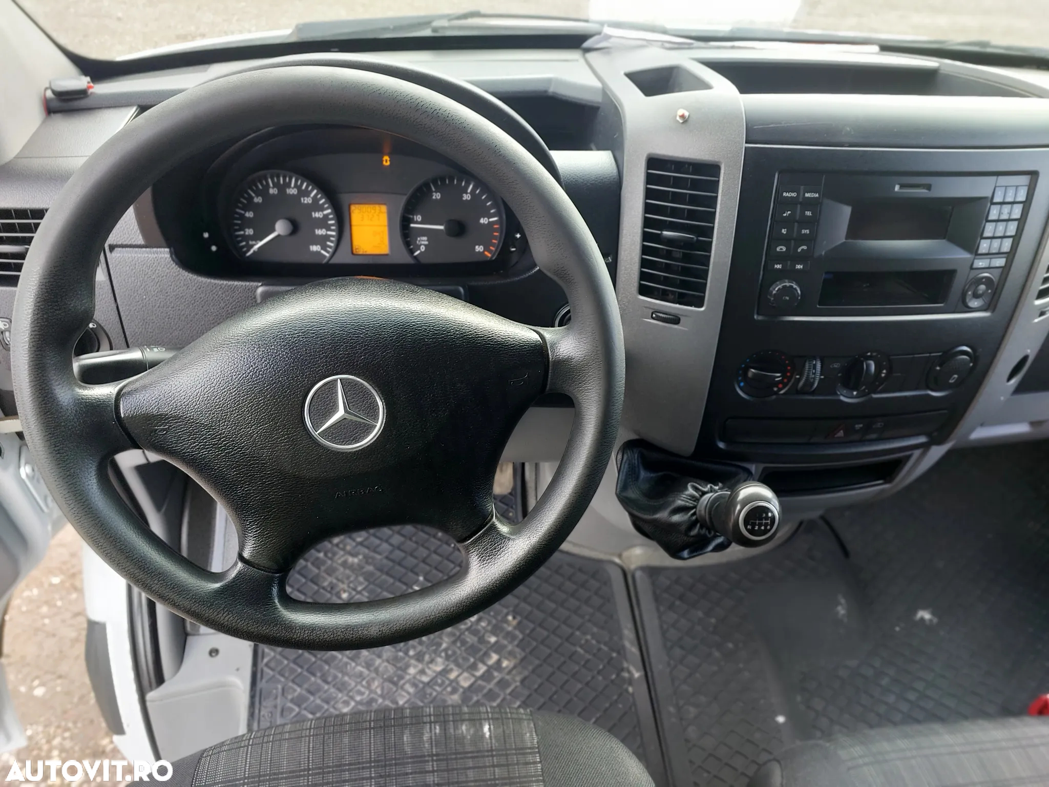 Mercedes-Benz Sprinter 313 - 8