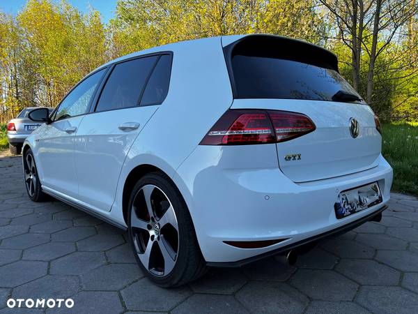 Volkswagen Golf VII 2.0 TSI BMT GTI - 6