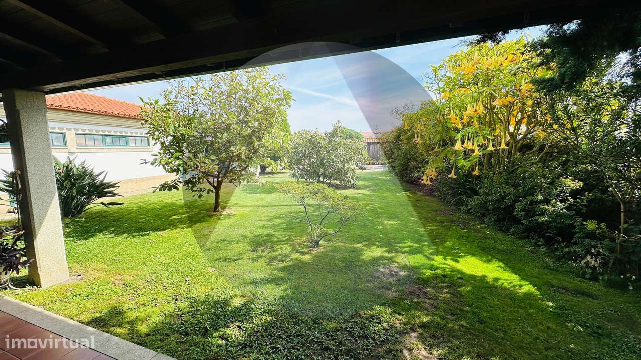 Fantástica moradia T6 c/ piscina-27