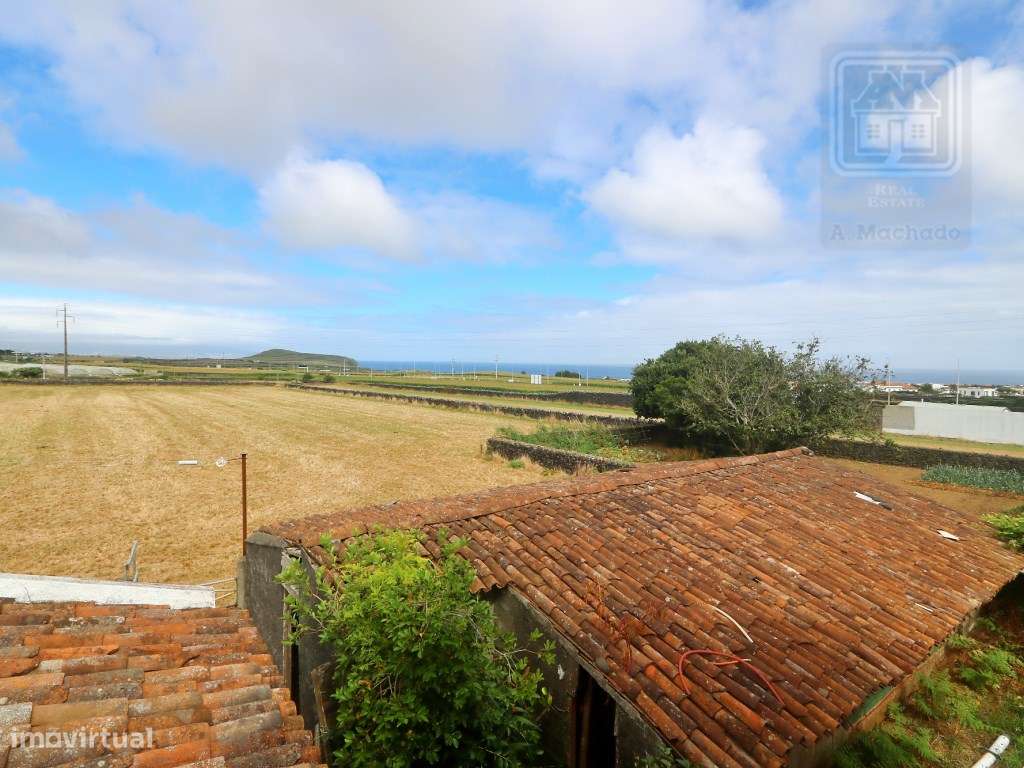 VENDA de VIVENDA - MORADIA com garagem, jardim e quintal - Santa Bá...-5
