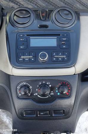 Radio CD player Dacia Dokker Lodgy MCV din 2013 - 1