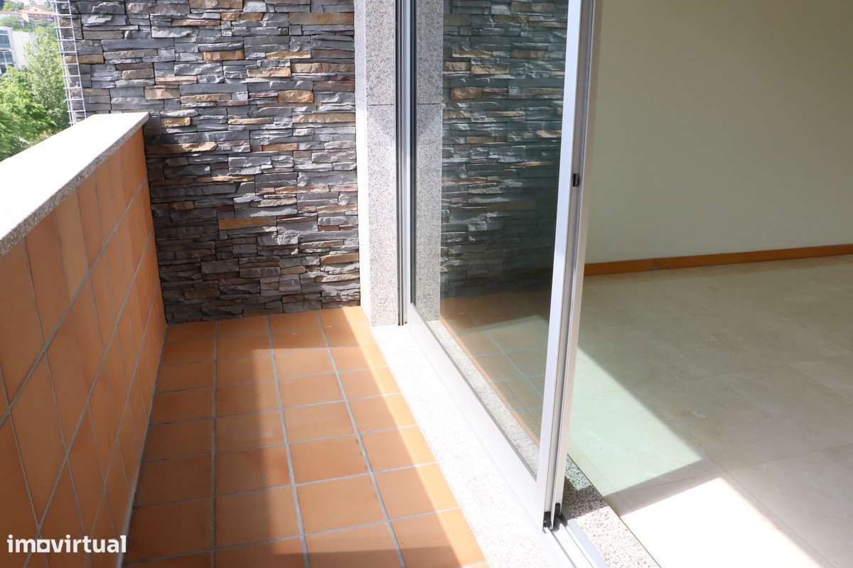 T2 Braga - Entrada Imediata - Grande imagem: 4/25