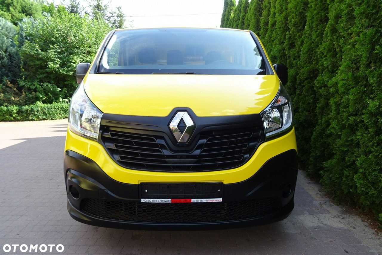 Renault Trafic - 23