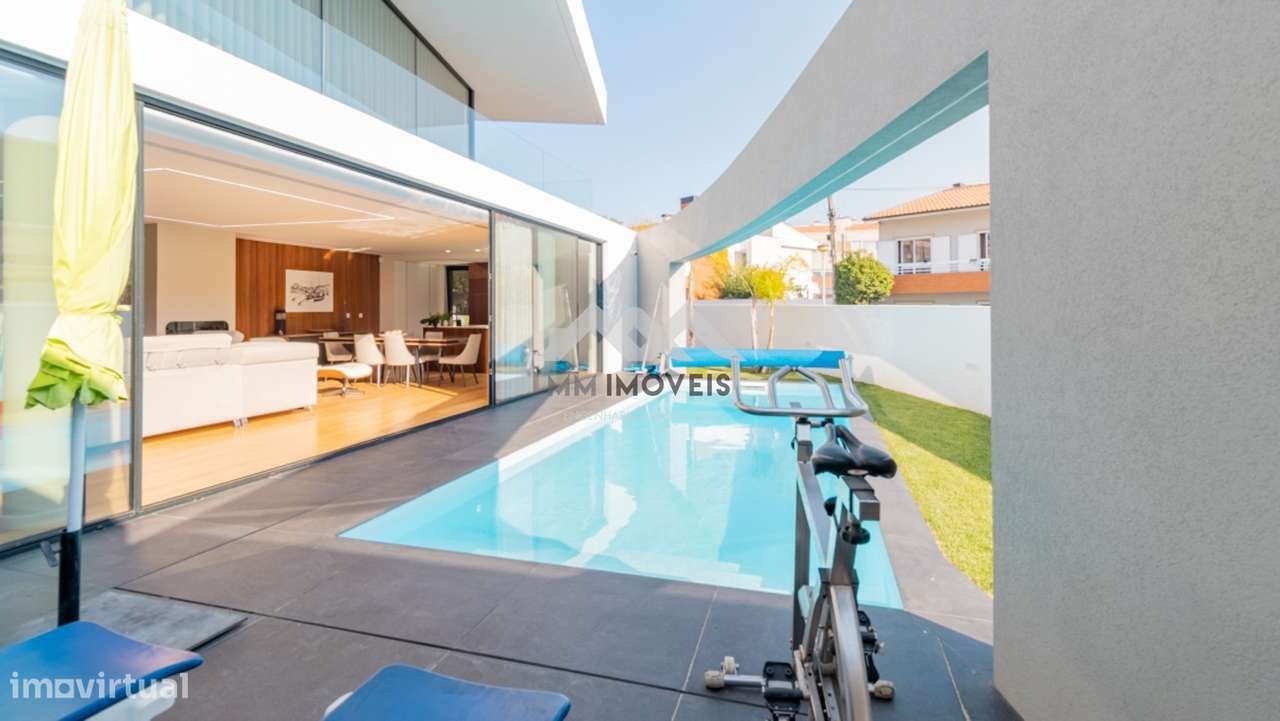 Moradia | T4 | Piscina | Maia-47