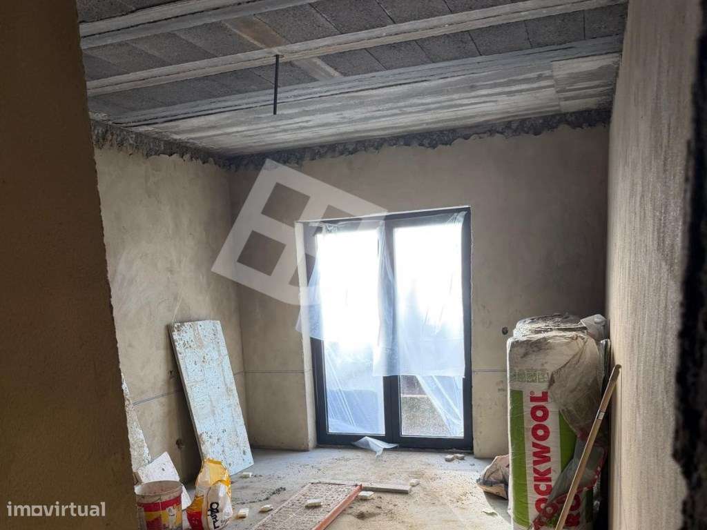 Moradia T4 c/ Jardim - Eixo | Aveiro - Grande imagem: 5/18