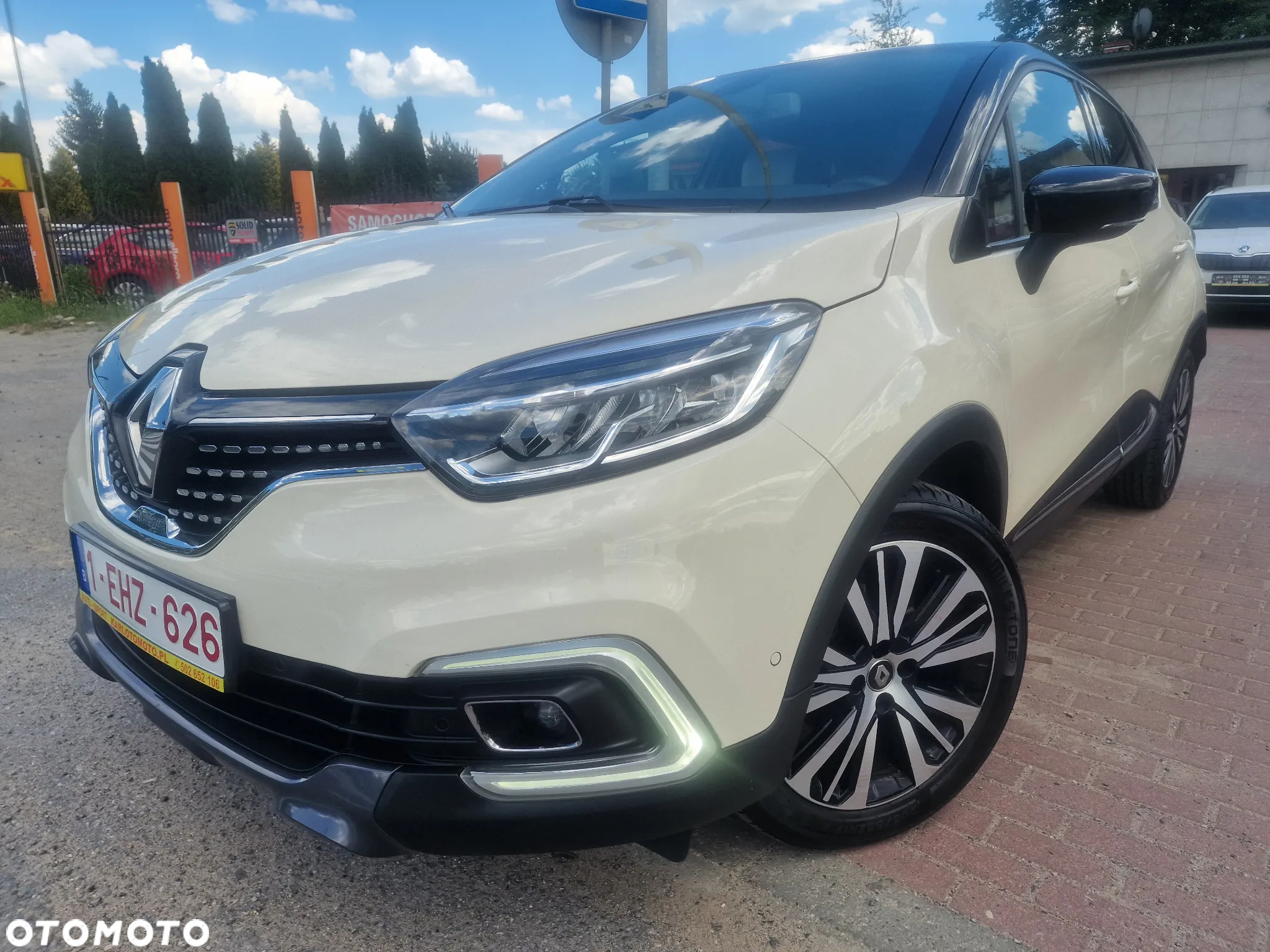 Renault Captur 1.2 Energy TCe Initiale Paris EDC - 10