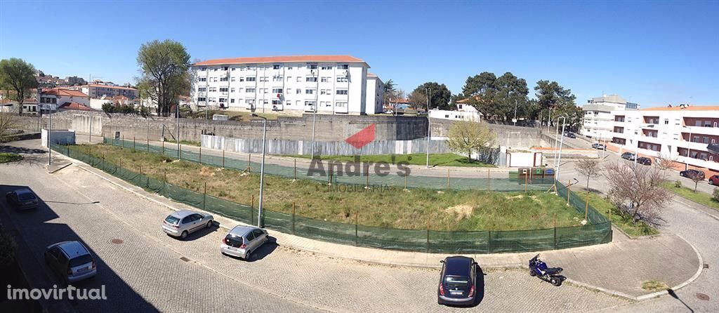 Lote com 810m² para construção em altura