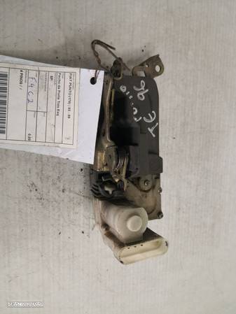 Fecho Da Porta Trás Esq Fiat Punto (176_) - 1