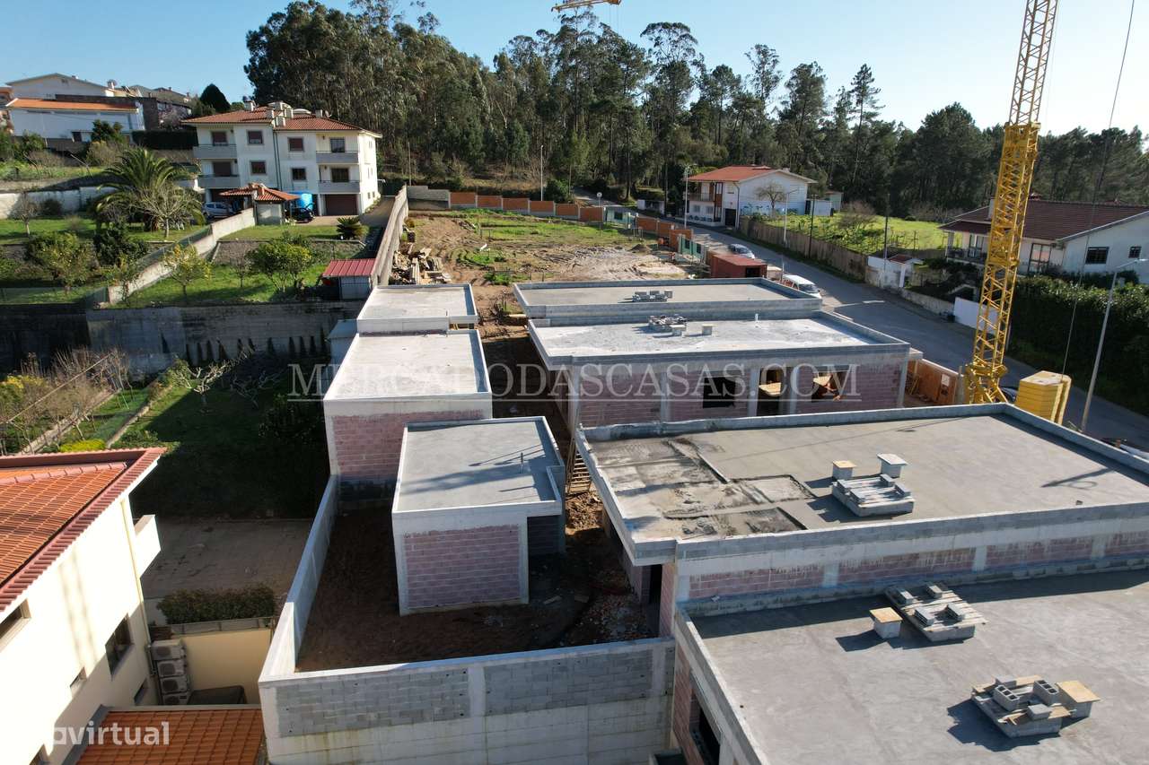 Moradia térrea T3, fantástica exposição solar-13