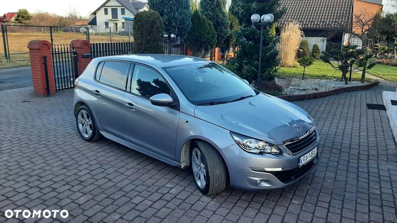 Peugeot 308 1.6 BlueHDi Style S&S - 6