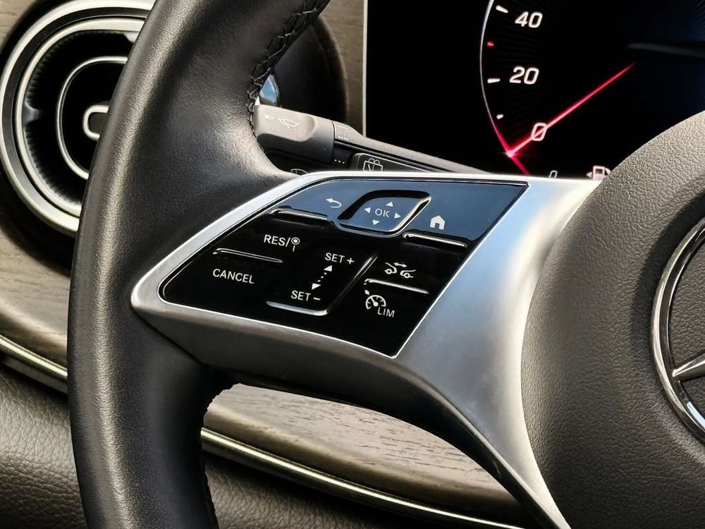 Mercedes Benz Klasa-V 300 D Extralang 4Matic 9G Tronic Avantgarde 2024 — zdjęcie 6