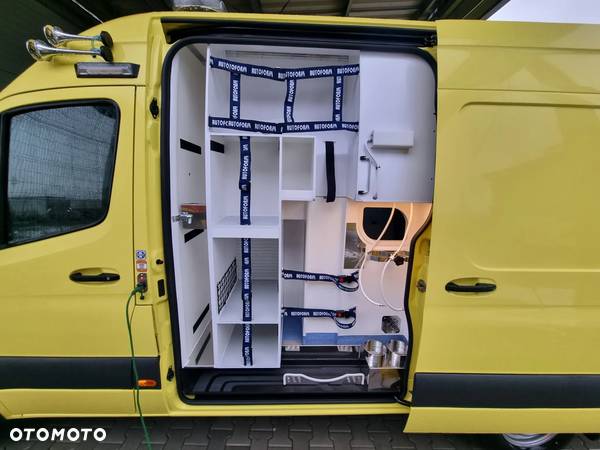 Mercedes-Benz Sprinter - 8