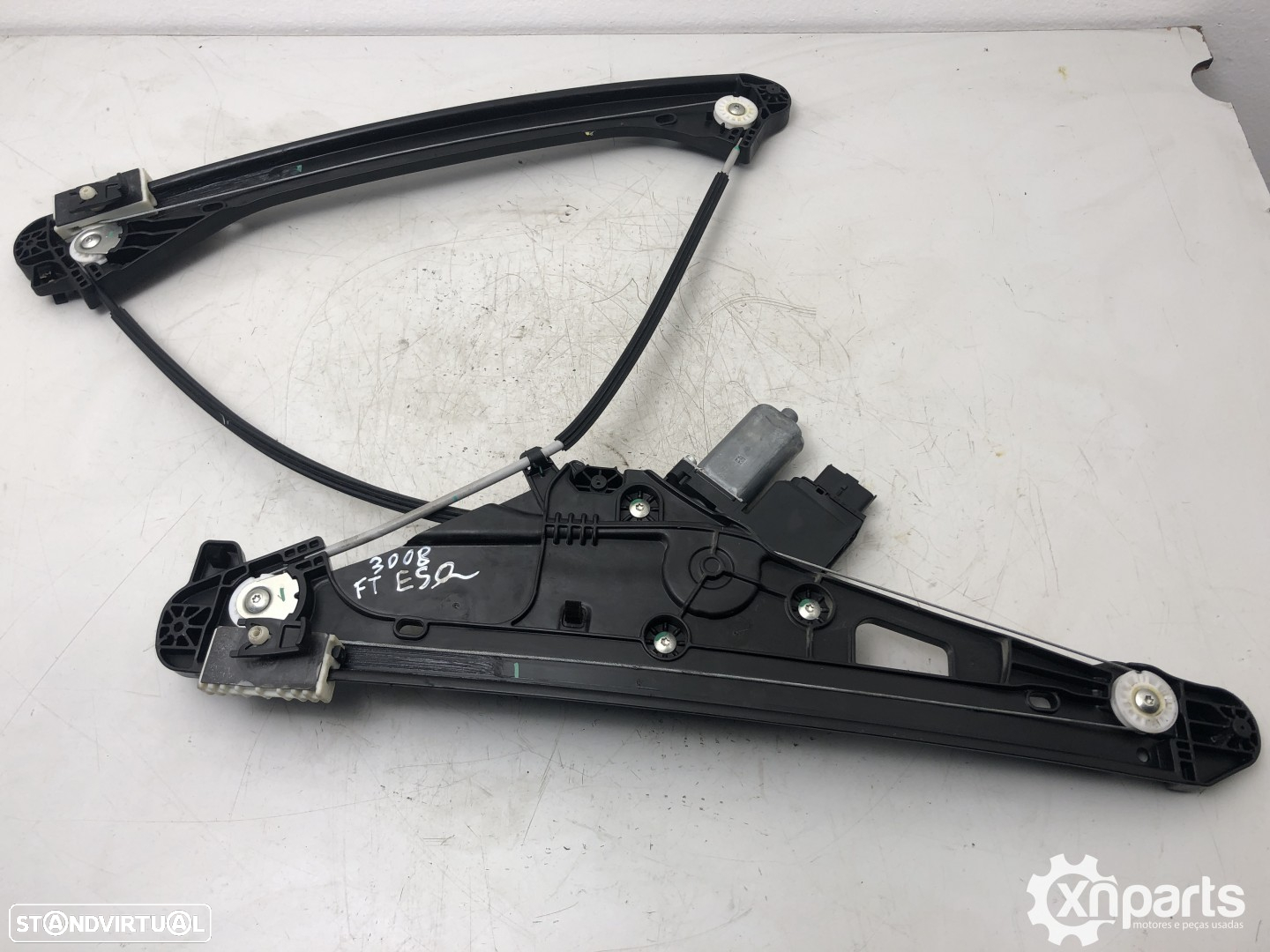 Motor elevador Frente/Esq Usado PEUGEOT 3008 SUV (M_) 1.5 BlueHDi 130 | 02.18 -... - 3