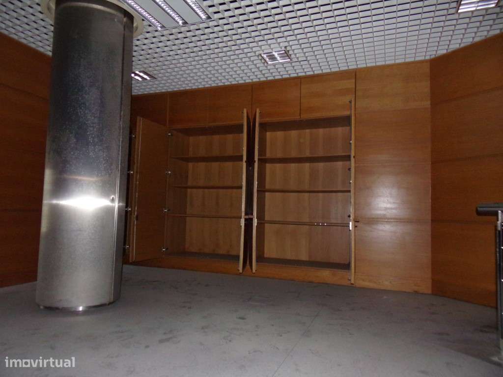 Oportunidade de Negócio - Loja com 224m2 em Paços de Ferreira! - Grande imagem: 4/25