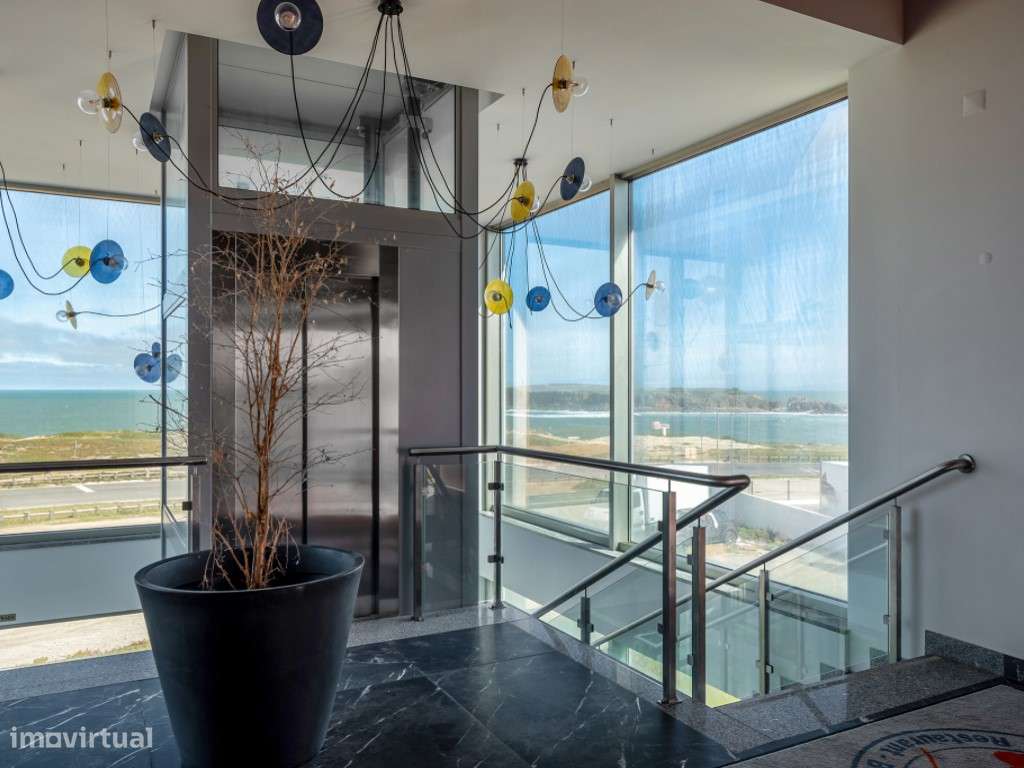 Edifício 1ª linha de mar - Peniche - opções múltiplas de investimento-28